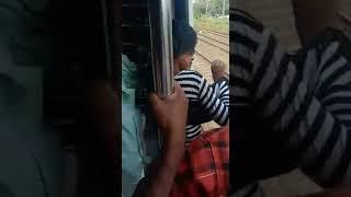 Girl narrowly Escaped by boy in local train Mumbai India